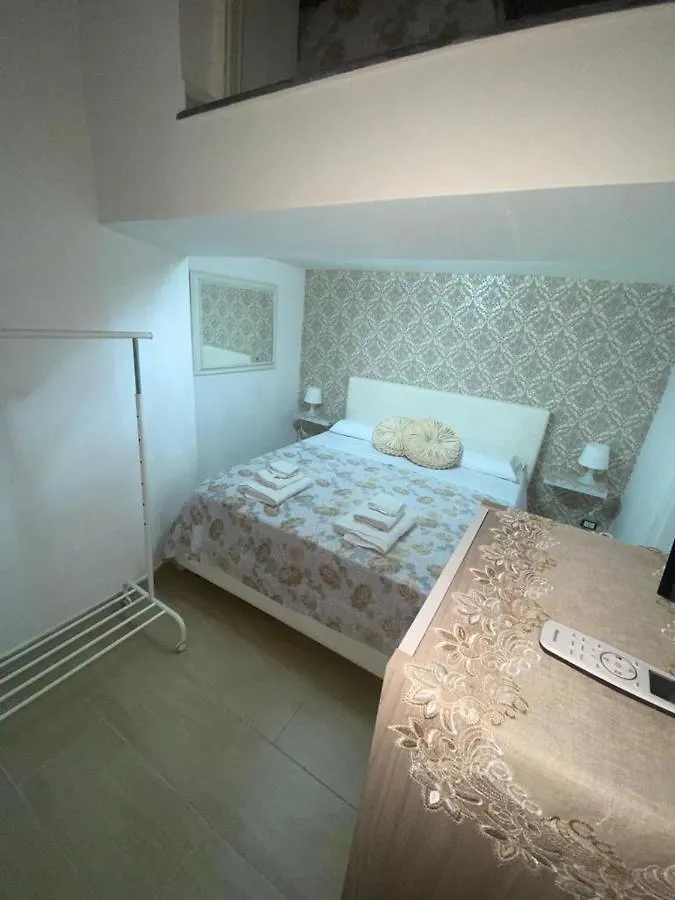 Napoli Centro Apartment 0*, Naples Italy